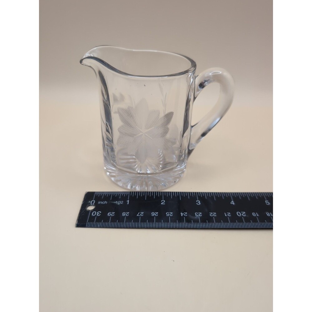 Etched Glass Creamer Pour with Flower & Leaves Clear Small Vintage Dish - Picture 4 of 6